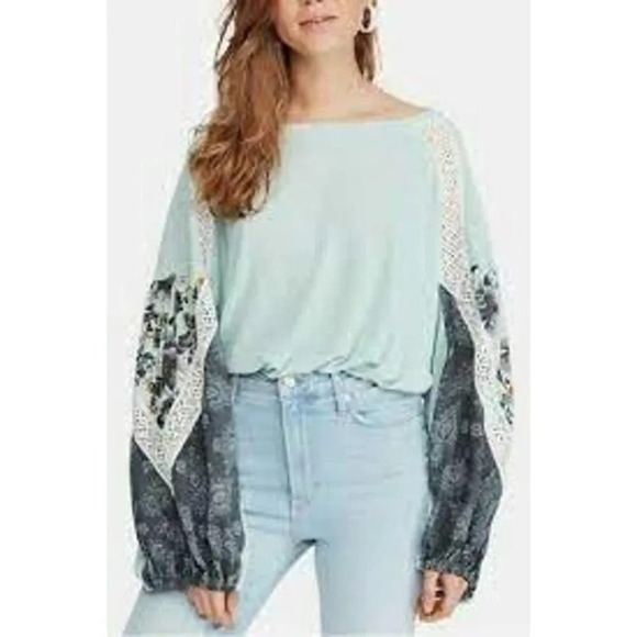 Free People Casual Clash Balloon Sleeve Top in Mint - Size Small - Picture 1 of 8